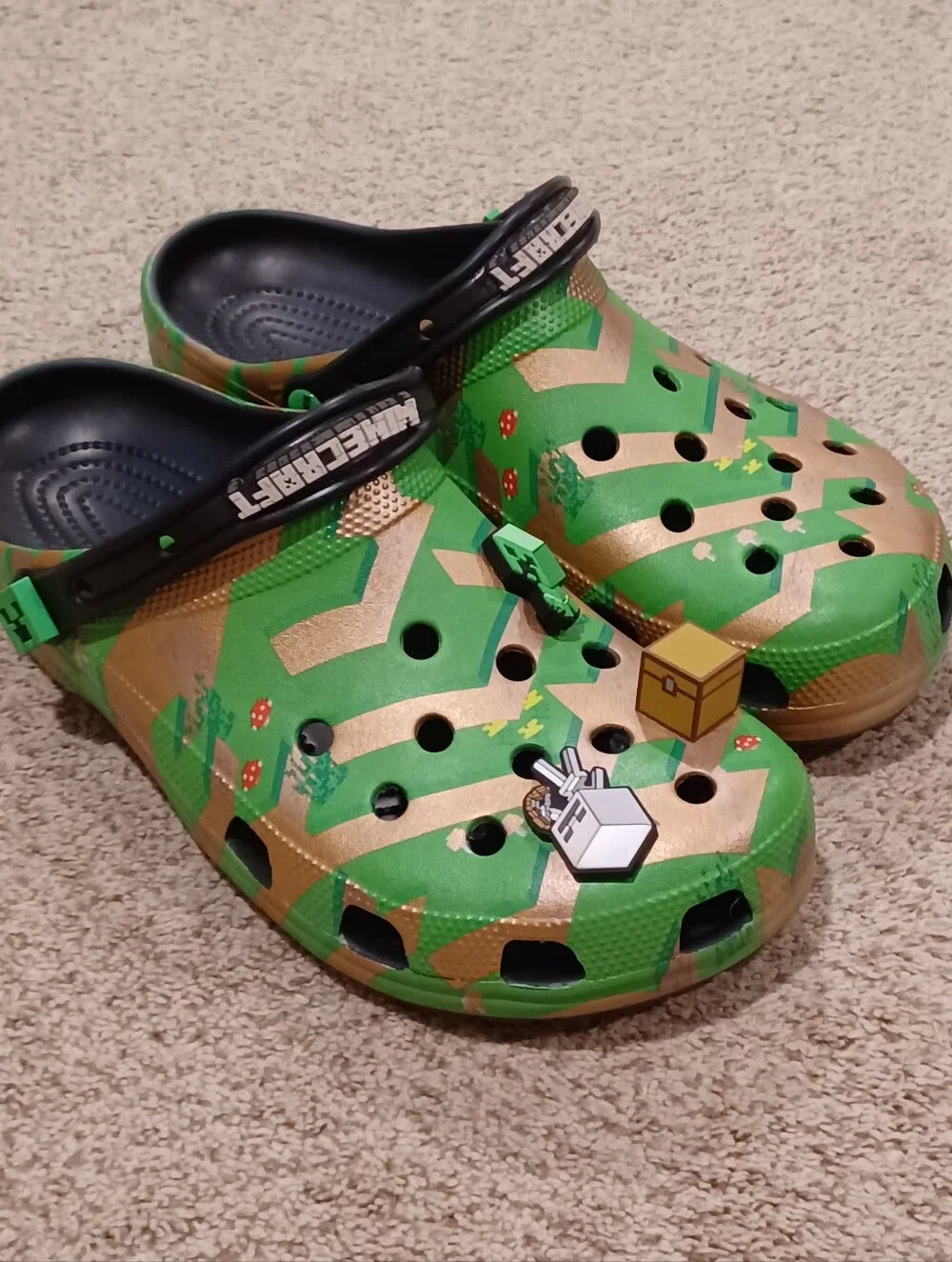 Crocs Minecraft Classic Clogs featuring a green and gold terrain & Jibbitz